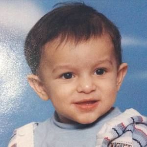 Meet your Posher, Ayan